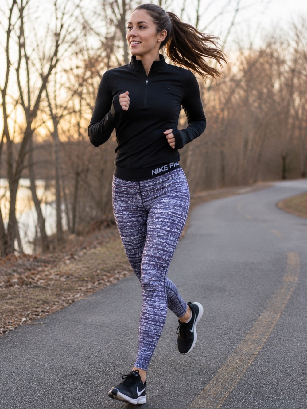Nike Pro Hyperwarm Dri-FIT Purple Static Print Training Leggings Size Medium